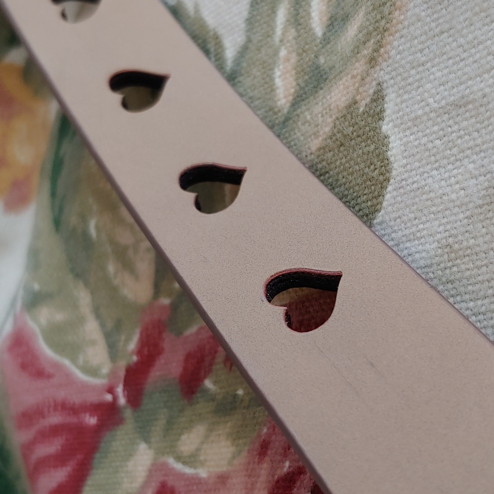 J. Crew Brown Leather Belt with Heart Cutouts Women's size Large/XL NWT - Picture 16 of 17